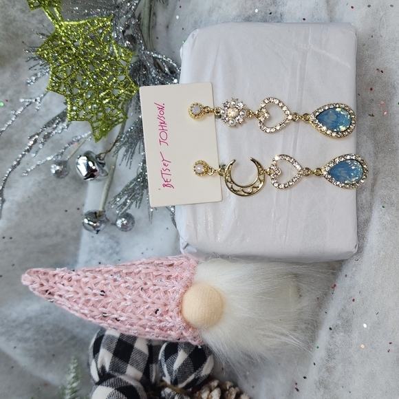 Betsey Johnson Jewelry - NWT BETSEY JOHNSON EARRINGS